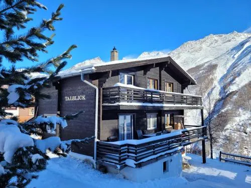 Chalet TALBLICK - Luxurious Penthouse on the 1st floor! in Saas-Fee, Schweiz