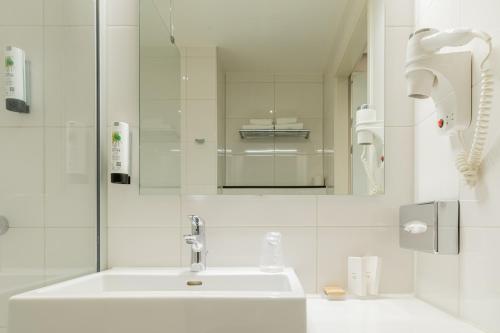 Mezzo Hotel & Business - image 10