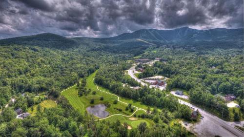 Killington Center Inn & Suites by Killington Vacation Rentals - image 7