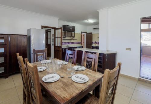 Zona de TV/saló-bar comuns, Cubo's Villa Plumaria de Alhaurin in Roquero