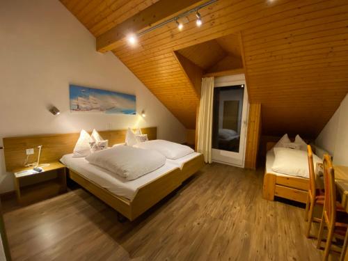 Standard Triple Room with Air Conditioning - Attic