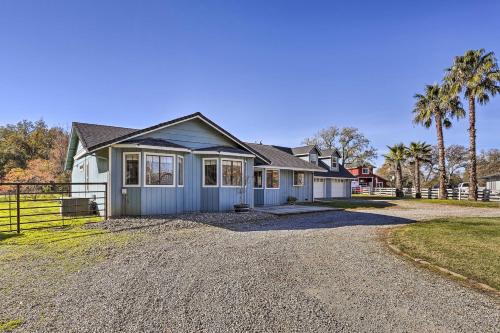 Updated Cottonwood Home with Patio and Fire Pit!