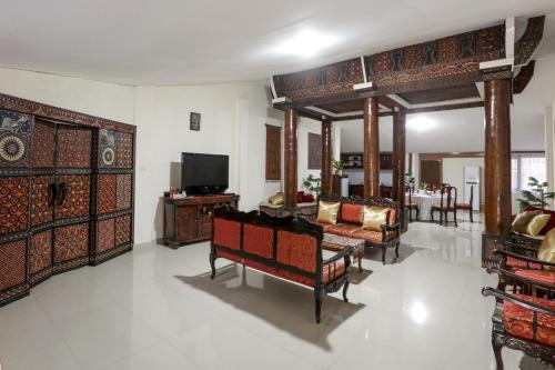 Toraja Misiliana Hotel in Palopo