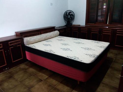 Casa com lazer a 500 metros da praia em Peruibe