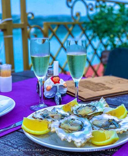 Krylya Mini Hotel - image 10