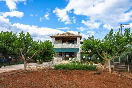 Pelani Stonehouse gîte à louer Nisís Glifó
