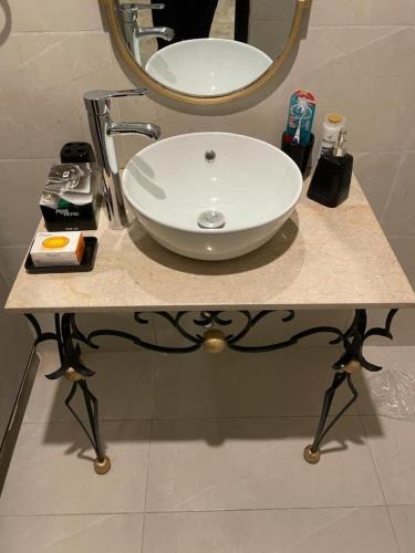 Captivating 1-Bed Apartment fully furnished