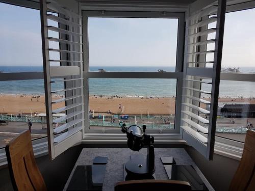 Picture of Seafront Location Direct Sea Views & Free Parking