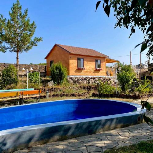 Garden Bliss - 1-bedroom cottage