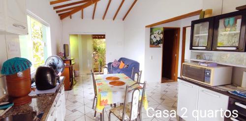 Közös társalgó / TV, Casa em Ilhabela SP in Cambaquara