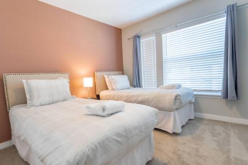 Charming Four Bedrooms Townhome with Private Splash Pool at Le Reve Resort (211621)