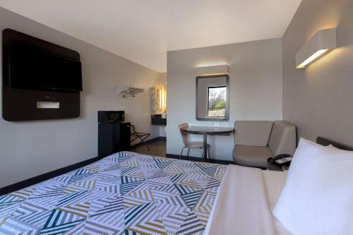 Motel 6-San Antonio, TX - West SeaWorld in San Antonio, USA