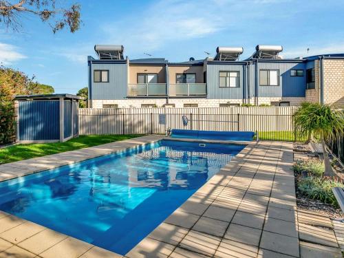 Holiday Home room in Starfish Sands