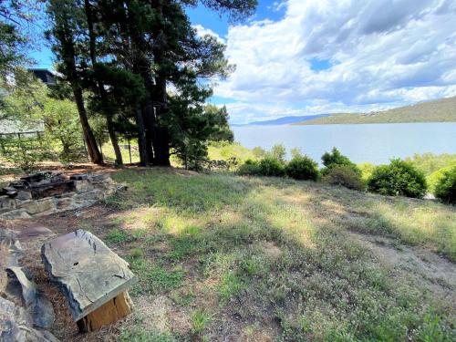 Seeblick 2 - 1BR Lakefront Apartment l Central Location l Off-Street Parking, Jindabyne (foto 10)