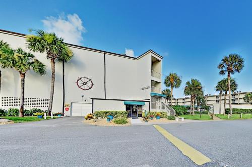 Captins' Quarters Captins' Quarters