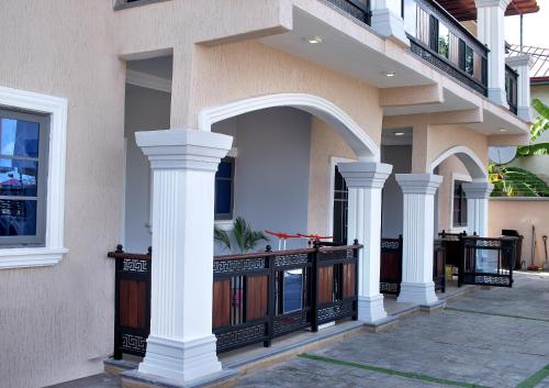 Yussals Serviced Apartment in ヌグレシ アマンフロ