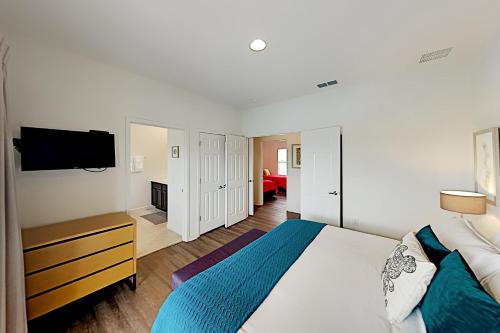 Regal Oaks Townhomes 2702