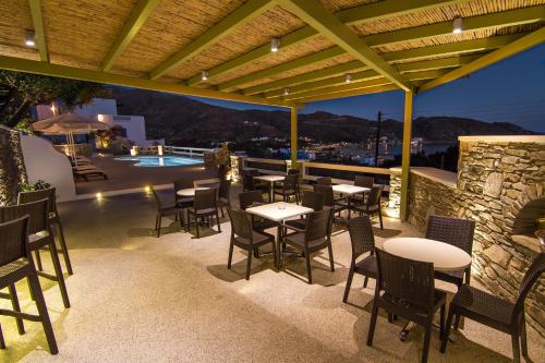 Manthos Place 4