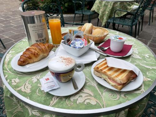Hotel du Lac
