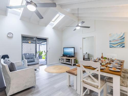 Ocean Palms 11 Prentice Place with a private pool