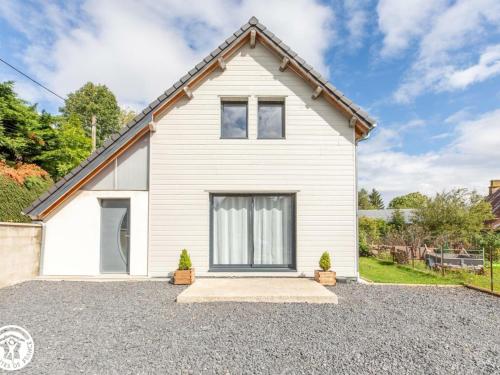 Gîte Besse-et-Saint-Anastaise, 3 pièces, 4 personnes - FR-1-630-140 gîte à louer Le Verdier