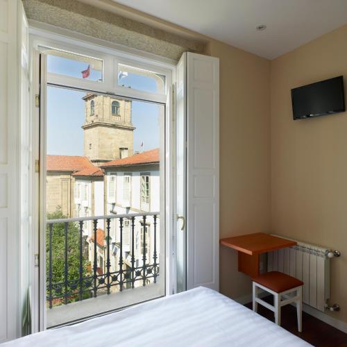 Hotel Montes Room Type - Triple Room