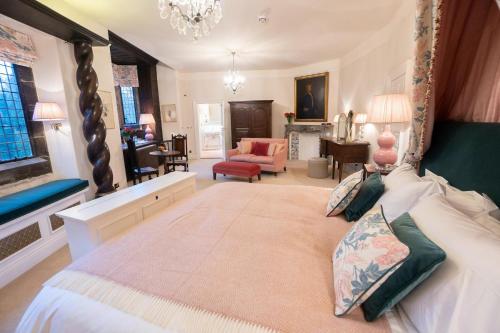 Hooton Pagnell Hall - image 14