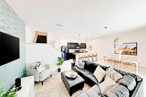 Solterra Escape in Davenport, USA