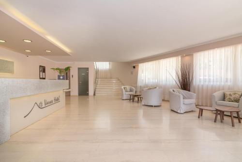 Hotel Varres - image 2