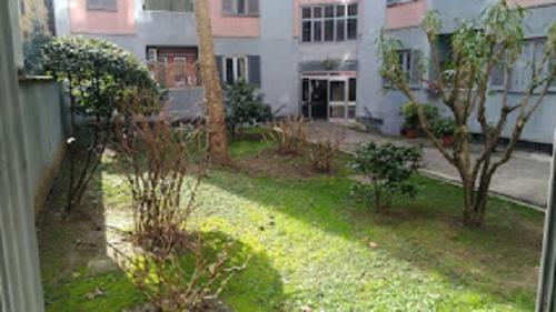 Floris Guest House Milan Italy