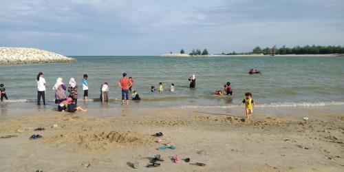 ZR D'Jembal Homestay, Gong Badak