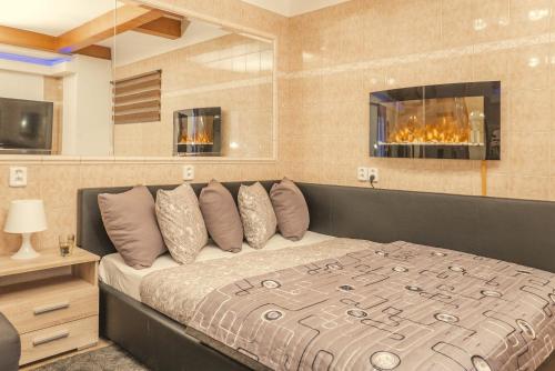 Wellness studio! Finnish sauna, Whirlpool, Gym & more!, Praha (fotografie 9)