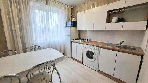 Двухкомнатная квартира 500м от моря ул Парковая отчетные док, Tschornomorsk (Foto 8)