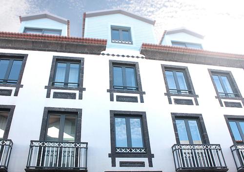  Faial Marina Apartments 1, Horta