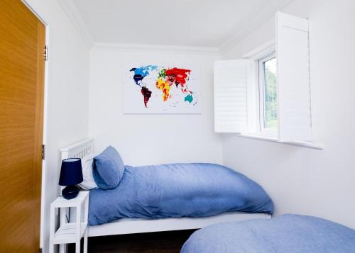 Stunning 3 Bed Townhouse: Westbourne with parking