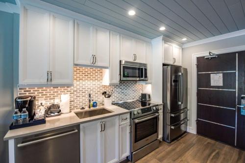 Anna Maria Beach Resort - image 4