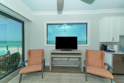 330756524 Anna Maria Beach Resort