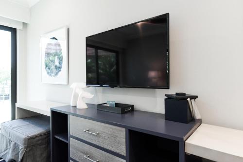 330757283 Anna Maria Beach Resort