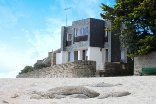 Votre jardin: c'est la plage! gîte à louer Loctudy