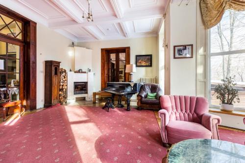 ザコパネ Willa Carlton 3つ星 ホテル プール