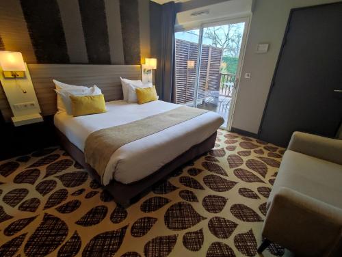 Hotel Le Provencal in Le Lac
