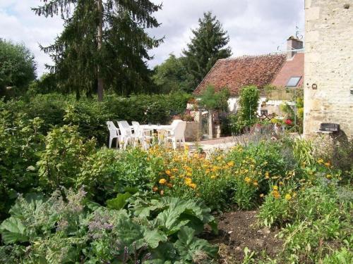 Gîte de Pierre (Gite de Pierre) in Champallement