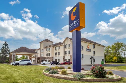 Comfort Inn & Suites North Aurora - Naperville - image 11