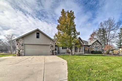 Lakefront Retreat on 18 Acres with Hot Tub!