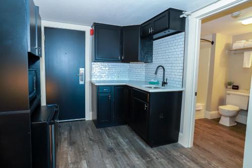 Gunstock Inn & Suites - 주방