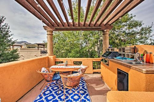 B&B Tubac - Adobe Escape with Outdoor Kitchen and Pool Access - Bed and Breakfast Tubac