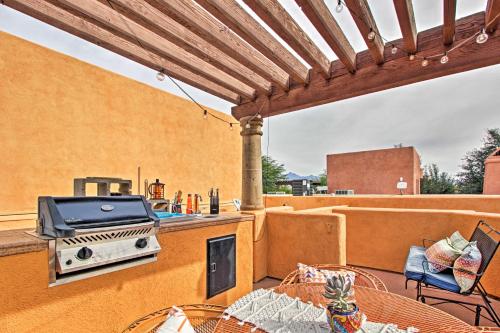 Adobe Escape with Outdoor Kitchen and Pool Access
