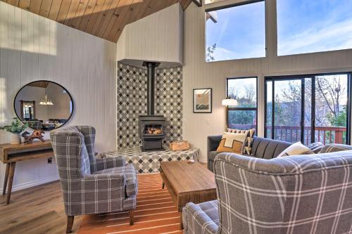 Lake Arrowhead A-Frame Cabin with Deck and Balcony!, Lake Arrowhead