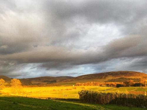 The Granary at Tinto Retreats, Biggar is a gorgeous 3 bedroom Stone cottage