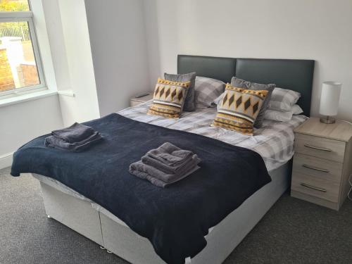 Spacious Semi Ideal for Relaxing Break/Work Stay